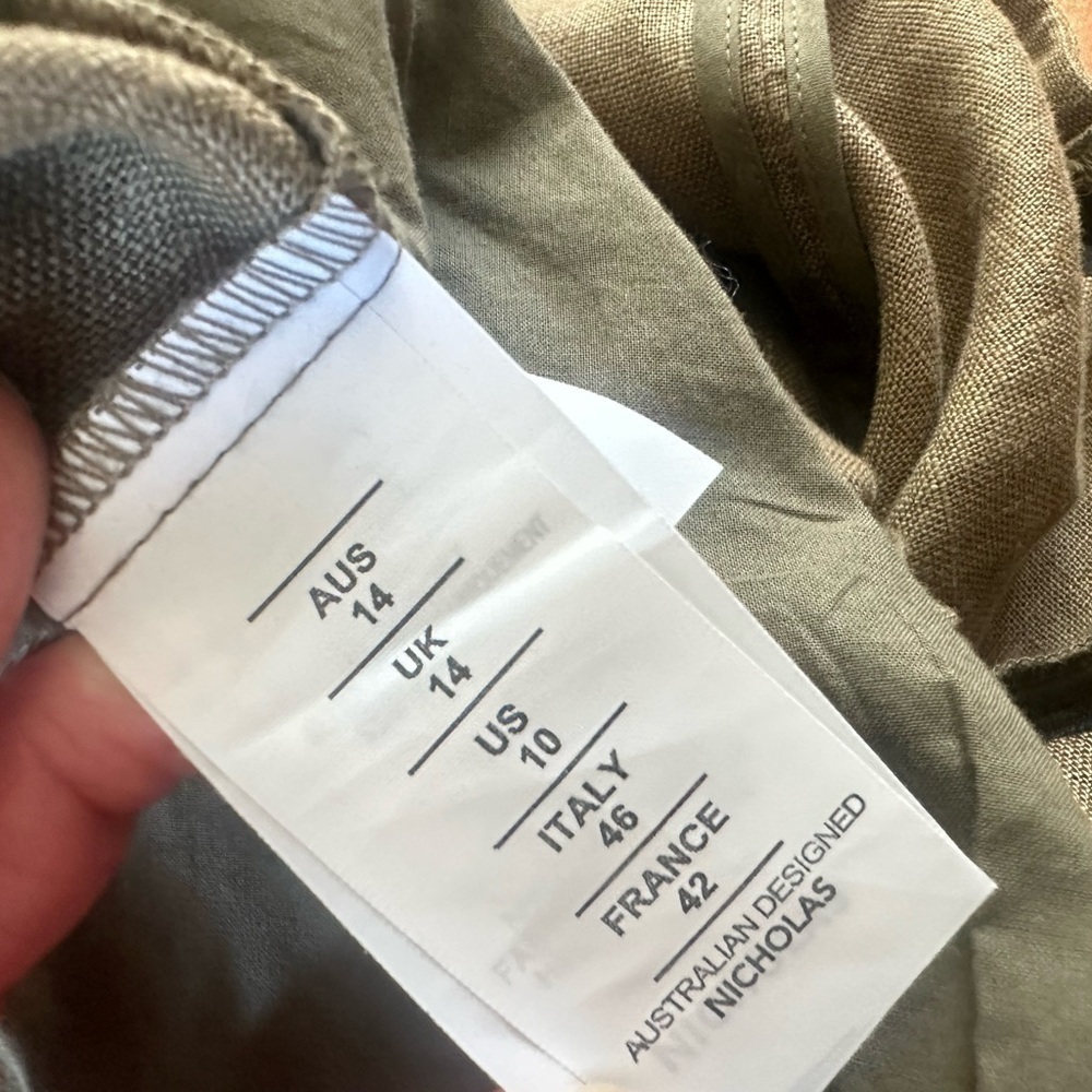 Nicholas “Rumi” Linen jumpsuit in Olive - Picture 12 of 13